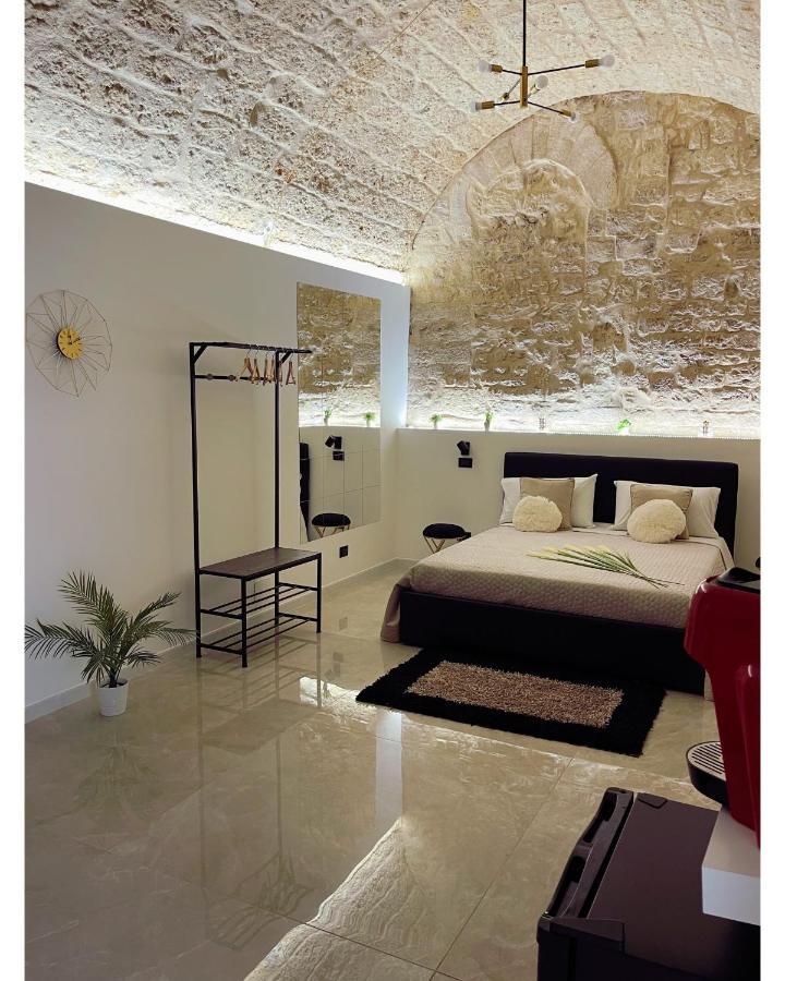 Suite Whiteflower Бари Экстерьер фото